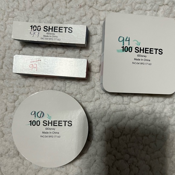 Disney MickeyMinnieMouse Grid Spiral Notebook Hardcover NEW+Disney Post It Notes - Picture 11 of 16